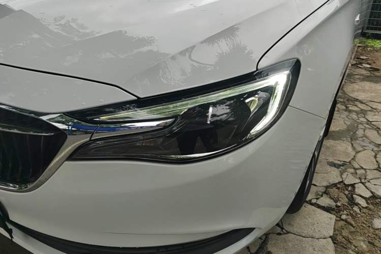 Used Buick GT 2021 Revised Version 1.3T Automatic Mild Hybrid Elite Edition Left Front Headlight