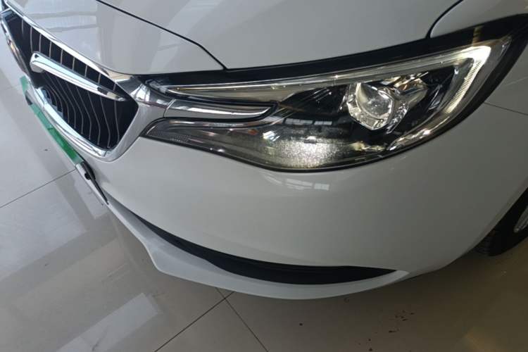 Used Buick GT 2021 Revised Version Flagship 1.5L Automatic Entry-Level Trim Left Front Headlight