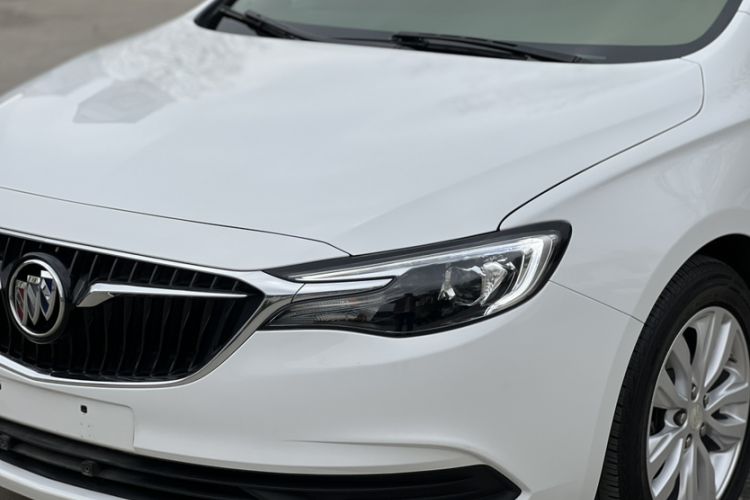 Used Buick GT 2021 Revised Version Flagship 1.5L Automatic Elite Edition Left Front Headlight