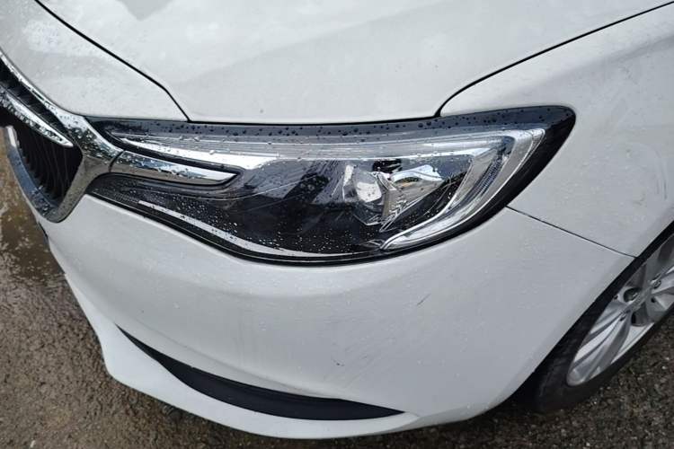 Used Buick GT 2021 Revised Version Flagship 1.5L Automatic Elite Edition Left Front Headlight