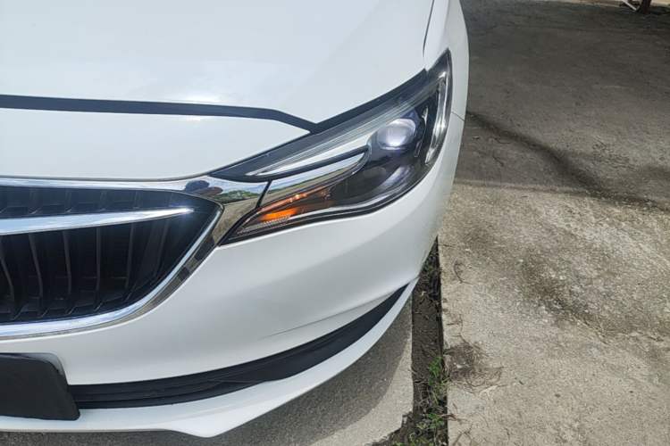 Used Buick GT 2021 1.3T Automatic Mild Hybrid Elite Version Left Front Headlight