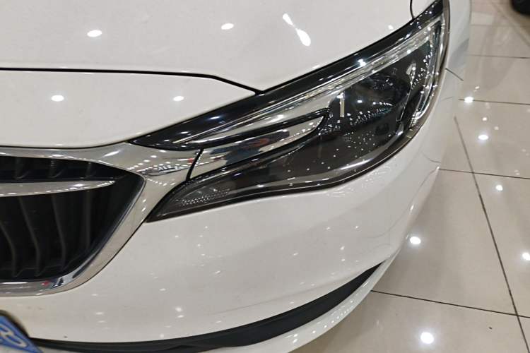 Used Buick GT 2021 1.3T Automatic Mild Hybrid Elite Version Left Front Headlight