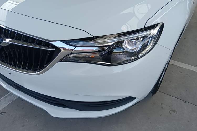Used Buick GT 2021 Revised Version Flagship 1.5L Automatic Elite Edition Left Front Headlight