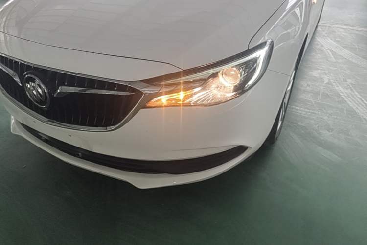 Used Buick GT 2021 Revised Version Flagship 1.5L Automatic Entry-Level Trim Left Front Headlight