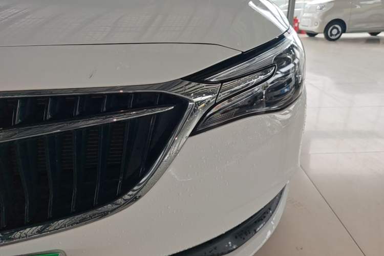 Used Buick GT 2021 Revised Version Flagship 1.5L Automatic Entry-Level Trim Left Front Headlight