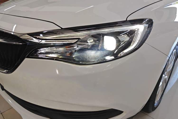 Used Buick GT 2021 Revised Version Flagship 1.5L Automatic Elite Edition Left Front Headlight
