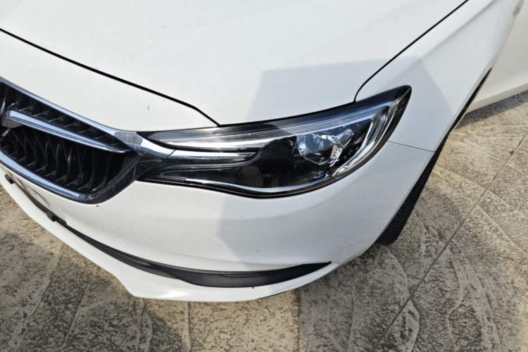 Used Buick GT 2021 Revised Version Flagship 1.5L Automatic Elite Edition Left Front Headlight