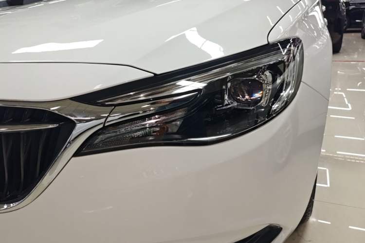 Used Buick GT 2021 Revised Version Flagship 1.5L Automatic Entry-Level Trim Left Front Headlight