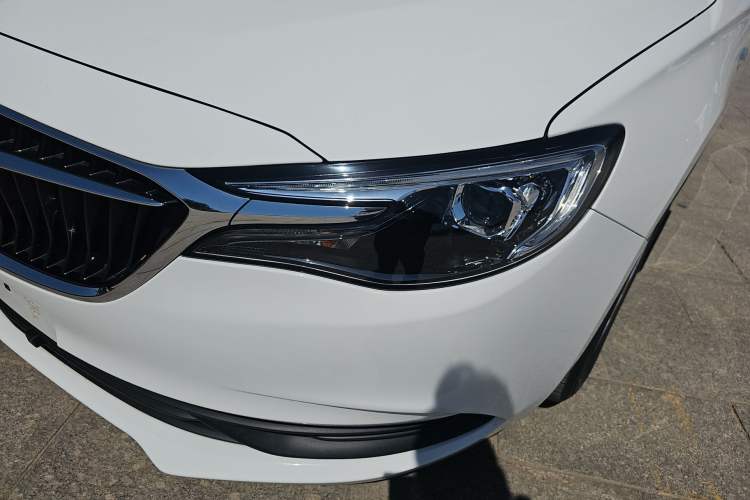 Used Buick GT 2021 Revised Version Flagship 1.5L Automatic Elite Edition Left Front Headlight