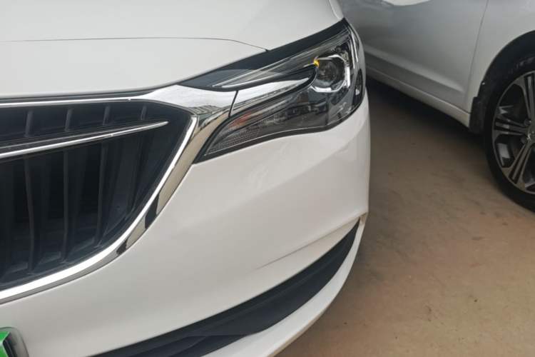 Used Buick GT 2021 Revised Version Flagship 1.5L Automatic Elite Edition Left Front Headlight