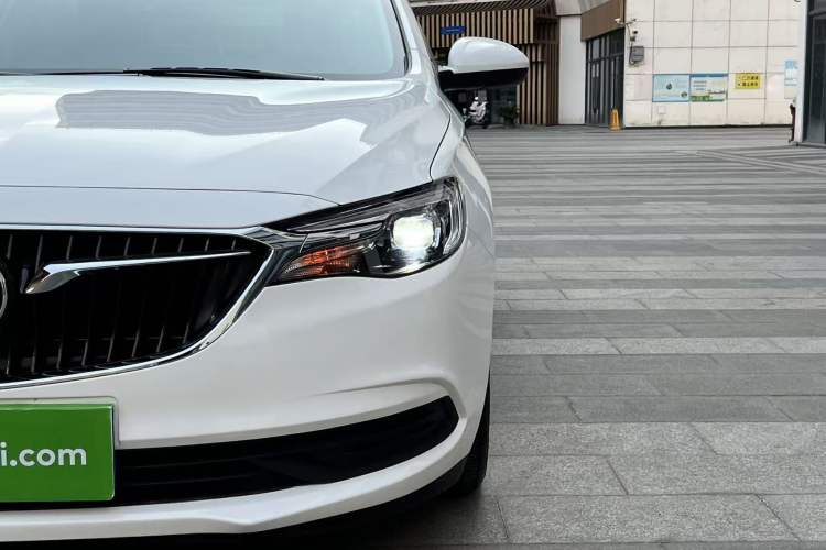 Used Buick GT 2021 Revised Version Flagship 1.5L Automatic Elite Edition Left Front Headlight