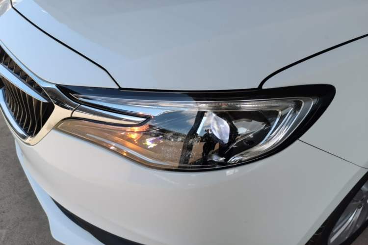 Used Buick GT 2021 Revised Version Flagship 1.5L Automatic Elite Edition Left Front Headlight