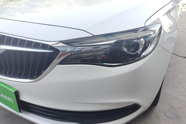 Used Buick GT 2021 Revised Version Flagship 1.5L Automatic Elite Edition Left Front Headlight