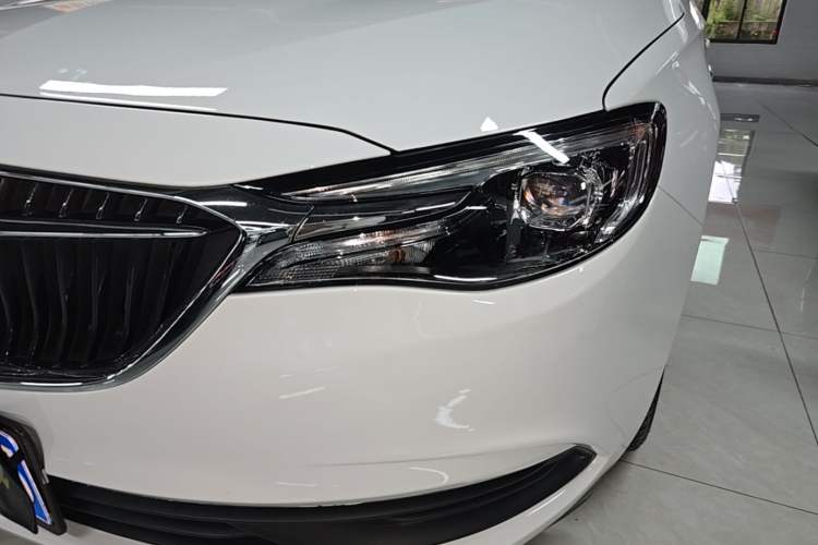 Used Buick GT 2021 Revised Version Flagship 1.5L Automatic Entry-Level Trim Left Front Headlight