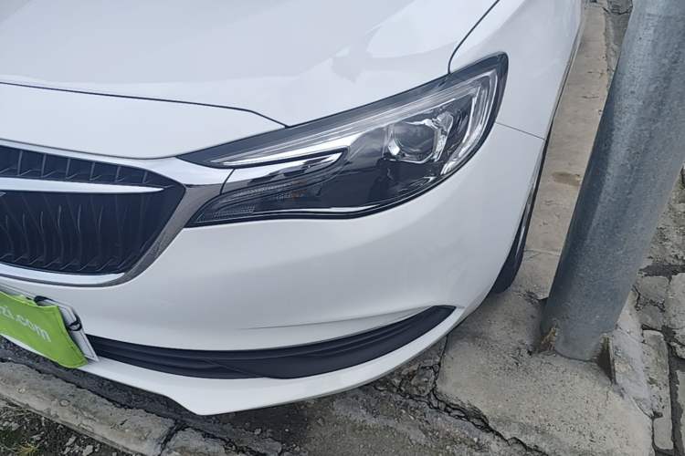 Used Buick GT 2021 Revised Version Flagship 1.5L Automatic Entry-Level Trim Left Front Headlight