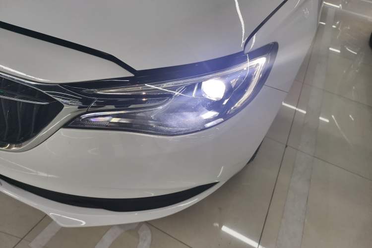 Used Buick GT 2021 Revised Version 1.3T Automatic Mild Hybrid Elite Edition Left Front Headlight
