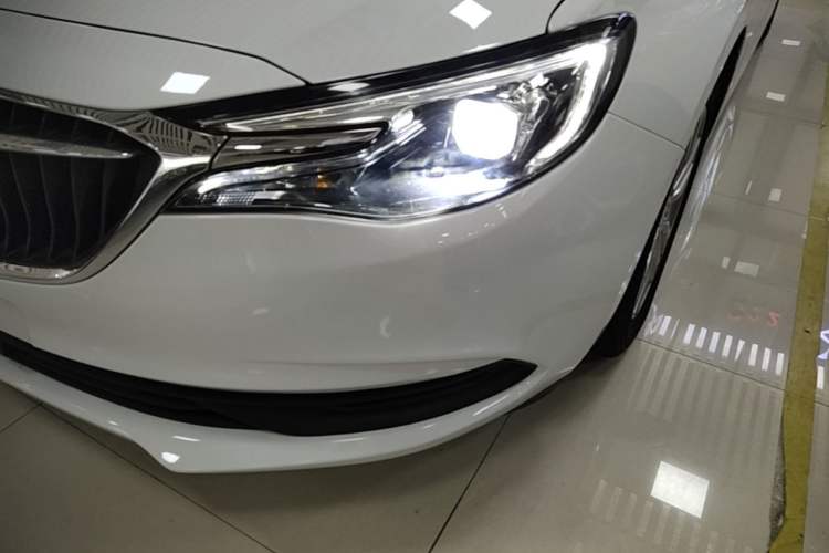 Used Buick GT 2021 Revised Version Flagship 1.5L Automatic Elite Edition Left Front Headlight
