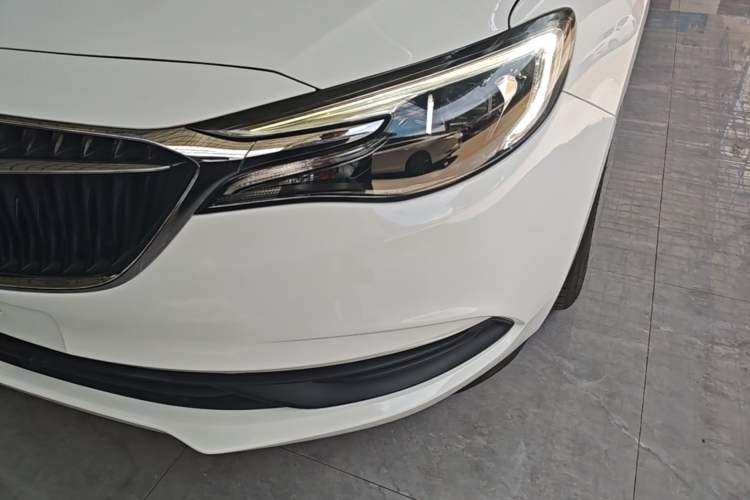 Used Buick GT 2021 Revised Version Flagship 1.5L Automatic Entry-Level Trim Left Front Headlight