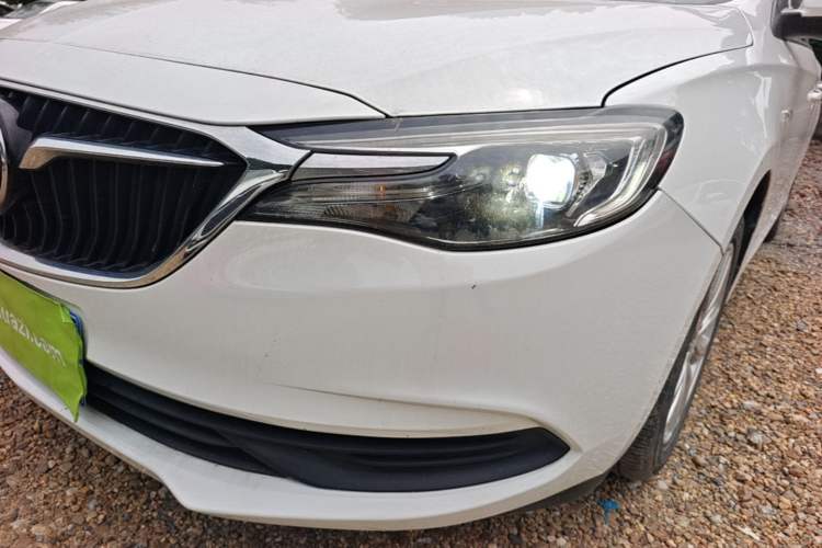 Used Buick GT 2021 Revised Version Flagship 1.5L Automatic Elite Edition Left Front Headlight