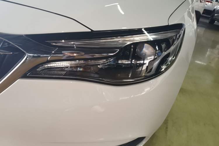 Used Buick GT 2021 Revised Version Flagship 1.5L Automatic Elite Edition Left Front Headlight