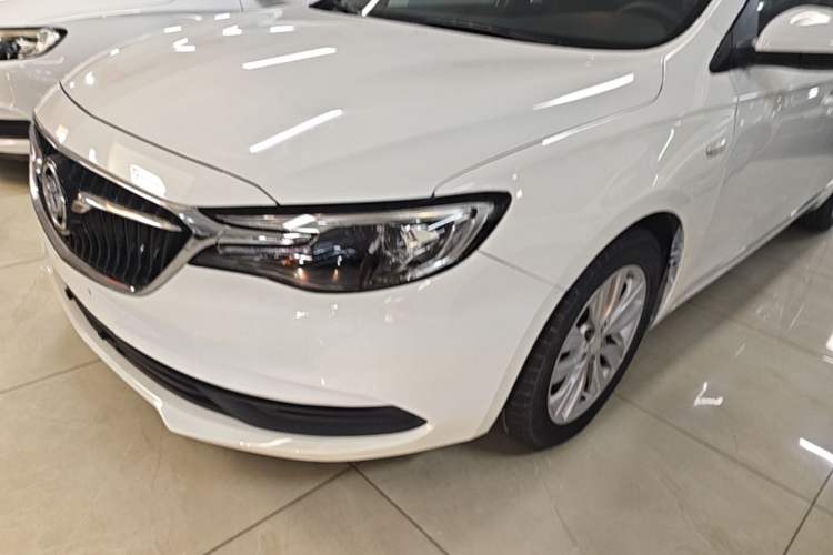 Used Buick GT 2021 Revised Version Flagship 1.5L Automatic Elite Edition Left Front Headlight