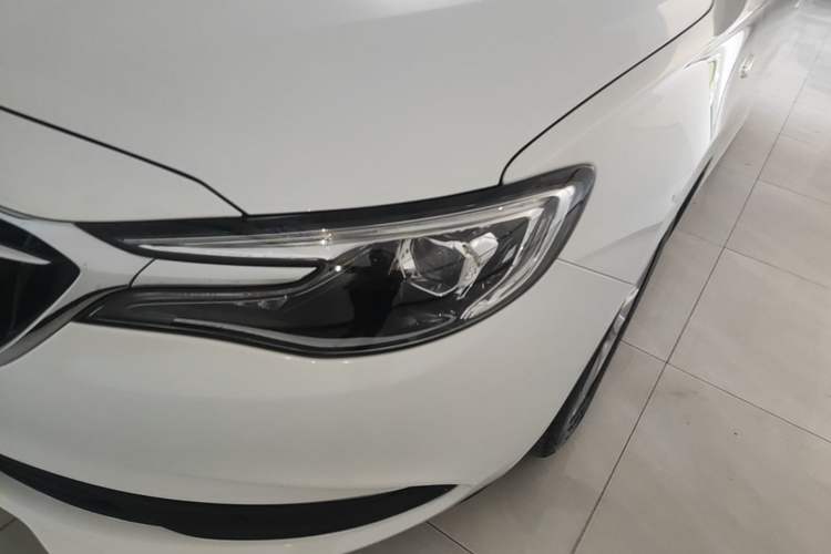 Used Buick GT 2021 Revised Version Flagship 1.5L Automatic Elite Edition Left Front Headlight