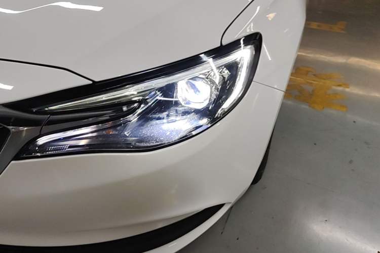 Used Buick GT 2021 Revised Version Flagship 1.5L Automatic Entry-Level Trim Left Front Headlight