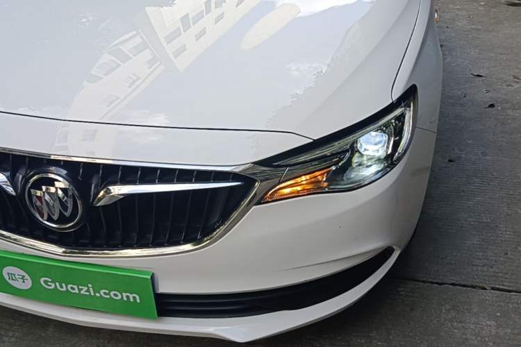 Used Buick GT 2021 Revised Version Flagship 1.5L Automatic Elite Edition Left Front Headlight