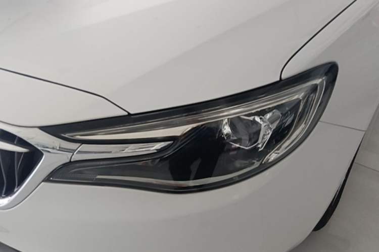 Used Buick GT 2021 Revised Version Flagship 1.5L Automatic Elite Edition Left Front Headlight