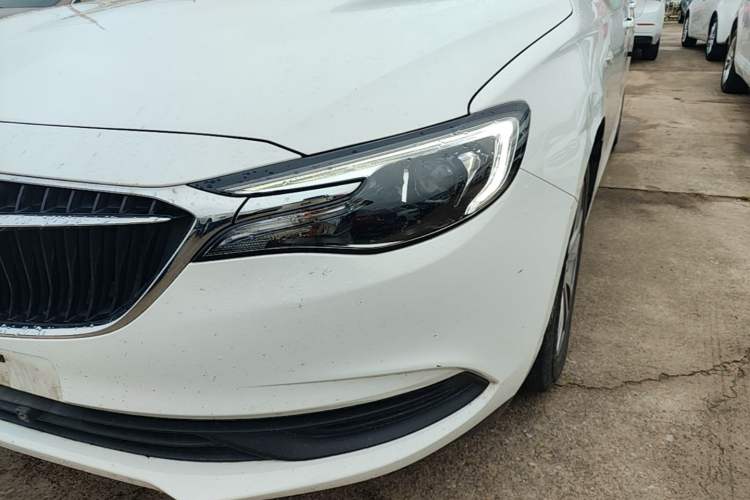 Used Buick GT 2021 1.3T Automatic Mild Hybrid Elite Version Left Front Headlight
