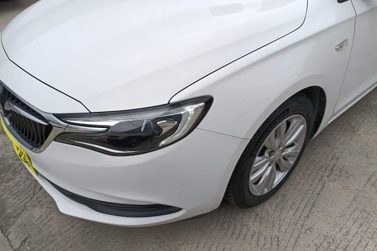 Used Buick GT 2021 Revised Version Flagship 1.5L Automatic Elite Edition Left Front Headlight