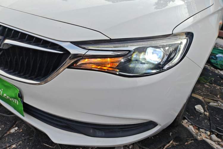 Used Buick GT 2021 Revised Version Flagship 1.5L Automatic Elite Edition Left Front Headlight