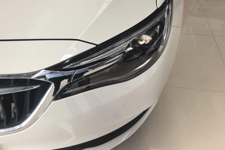 Used Buick GT 2021 Exemplar 1.5L Automatic Elite Version Left Front Headlight