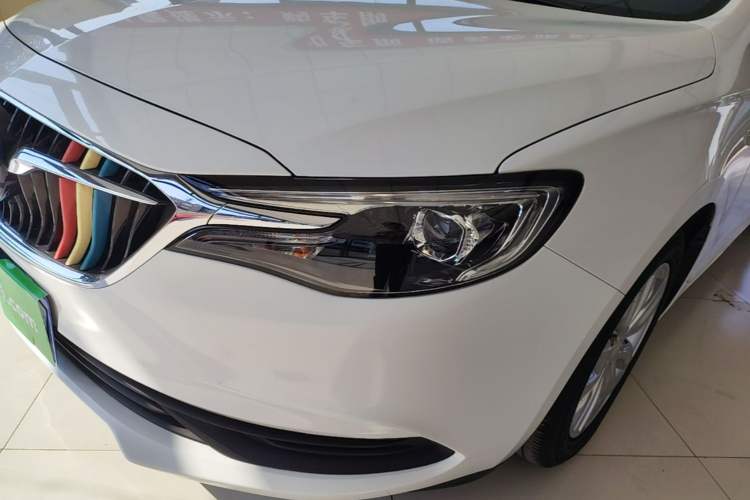 Used Buick GT 2021 Revised Version Flagship 1.5L Automatic Entry-Level Trim Left Front Headlight