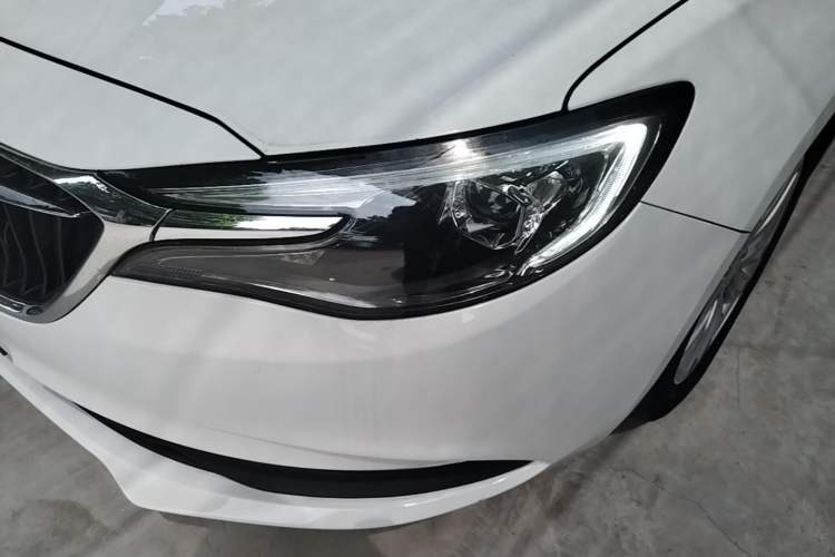 Used Buick GT 2021 Revised Version Flagship 1.5L Automatic Elite Edition Left Front Headlight