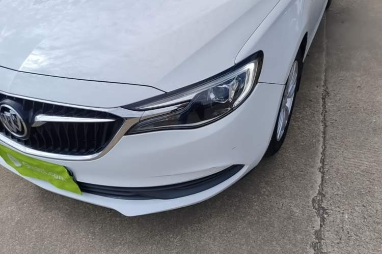 Used Buick GT 2021 Revised Version Flagship 1.5L Automatic Elite Edition Left Front Headlight