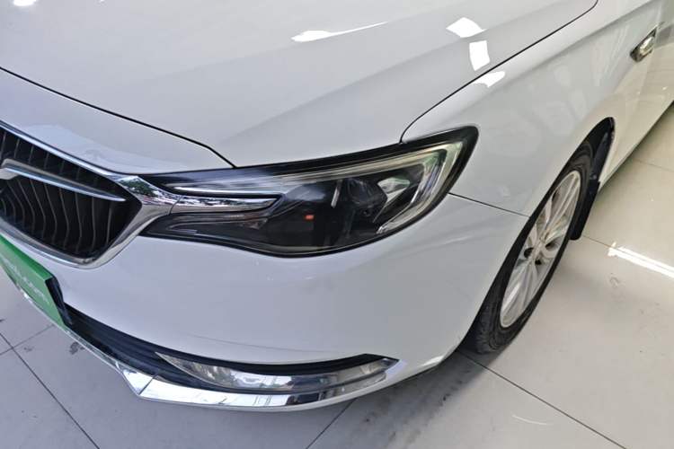 Used Buick GT 2021 Revised Version Flagship 1.5L Automatic Elite Edition Left Front Headlight