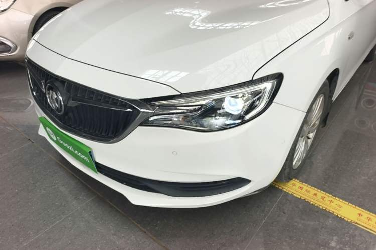 Used Buick GT 2021 Revised Version Flagship 1.5L Automatic Elite Edition Left Front Headlight