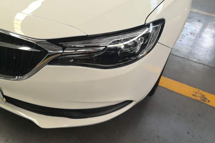 Used Buick GT 2021 Revised Version Flagship 1.5L Automatic Elite Edition Left Front Headlight