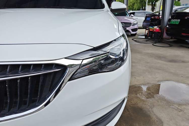 Used Buick GT 2021 Revised Version Flagship 1.5L Automatic Elite Edition Left Front Headlight