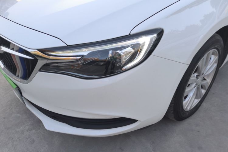 Used Buick GT 2021 Revised Version Flagship 1.5L Automatic Elite Edition Left Front Headlight