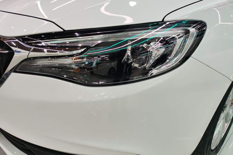 Used Buick GT 2021 Revised Version Flagship 1.5L Automatic Elite Edition Left Front Headlight