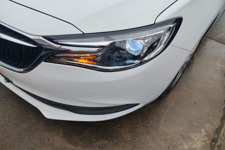 Used Buick GT 2021 Revised Version Flagship 1.5L Automatic Elite Edition Left Front Headlight