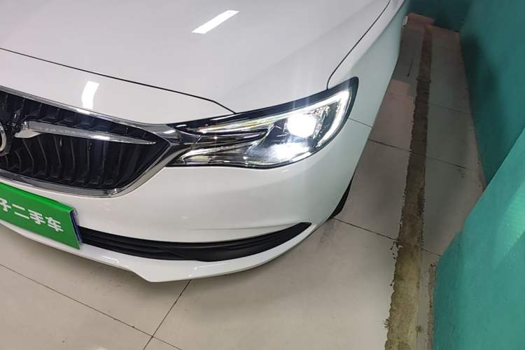 Used Buick GT 2021 Revised Version Flagship 1.5L Automatic Entry-Level Trim Left Front Headlight