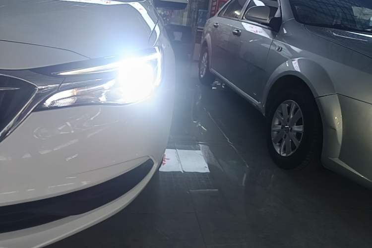 Used Buick GT 2021 Revised Version Flagship 1.5L Automatic Elite Edition Left Front Headlight