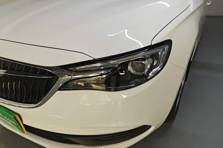 Used Buick GT 2021 Revised Version Flagship 1.5L Automatic Elite Edition Left Front Headlight