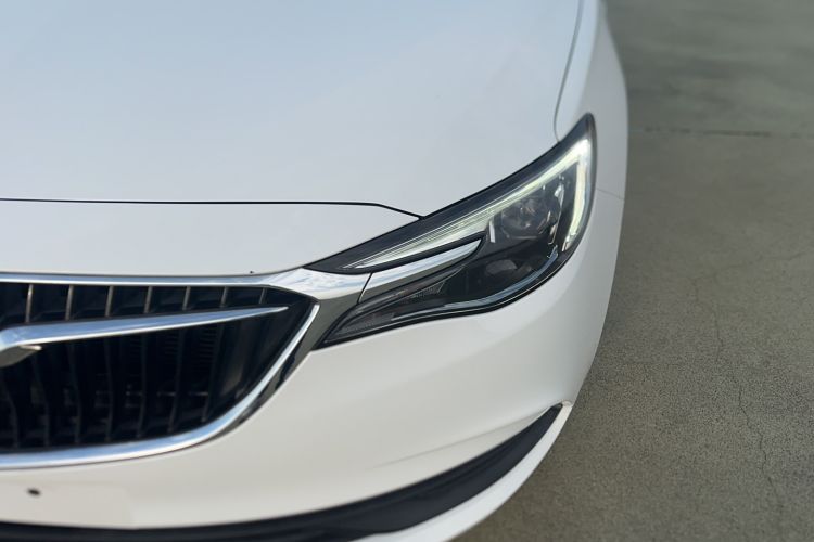 Used Buick GT 2021 Revised Version Flagship 1.5L Automatic Elite Edition Left Front Headlight