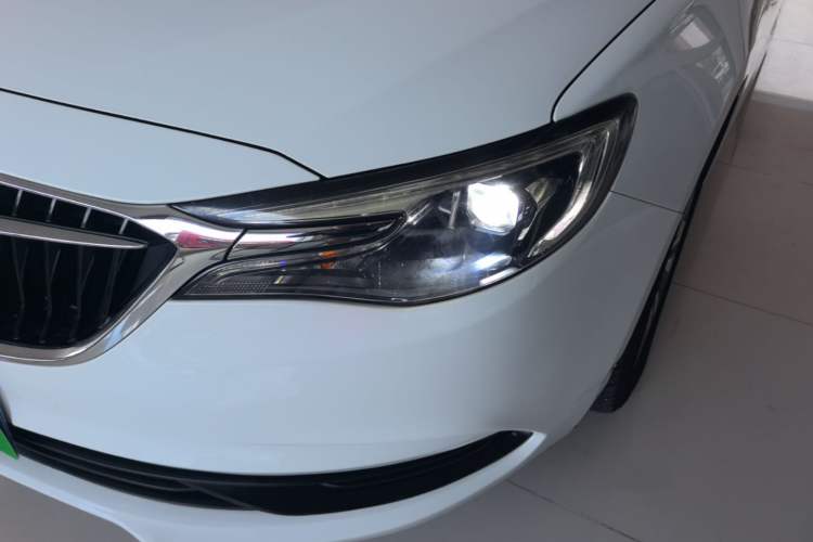 Used Buick GT 2021 1.3T Automatic Mild Hybrid Elite Version Left Front Headlight