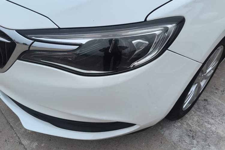 Used Buick GT 2021 Revised Version Flagship 1.5L Automatic Elite Edition Left Front Headlight