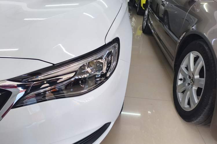 Used Buick GT 2021 Revised Version Flagship 1.5L Automatic Elite Edition Left Front Headlight